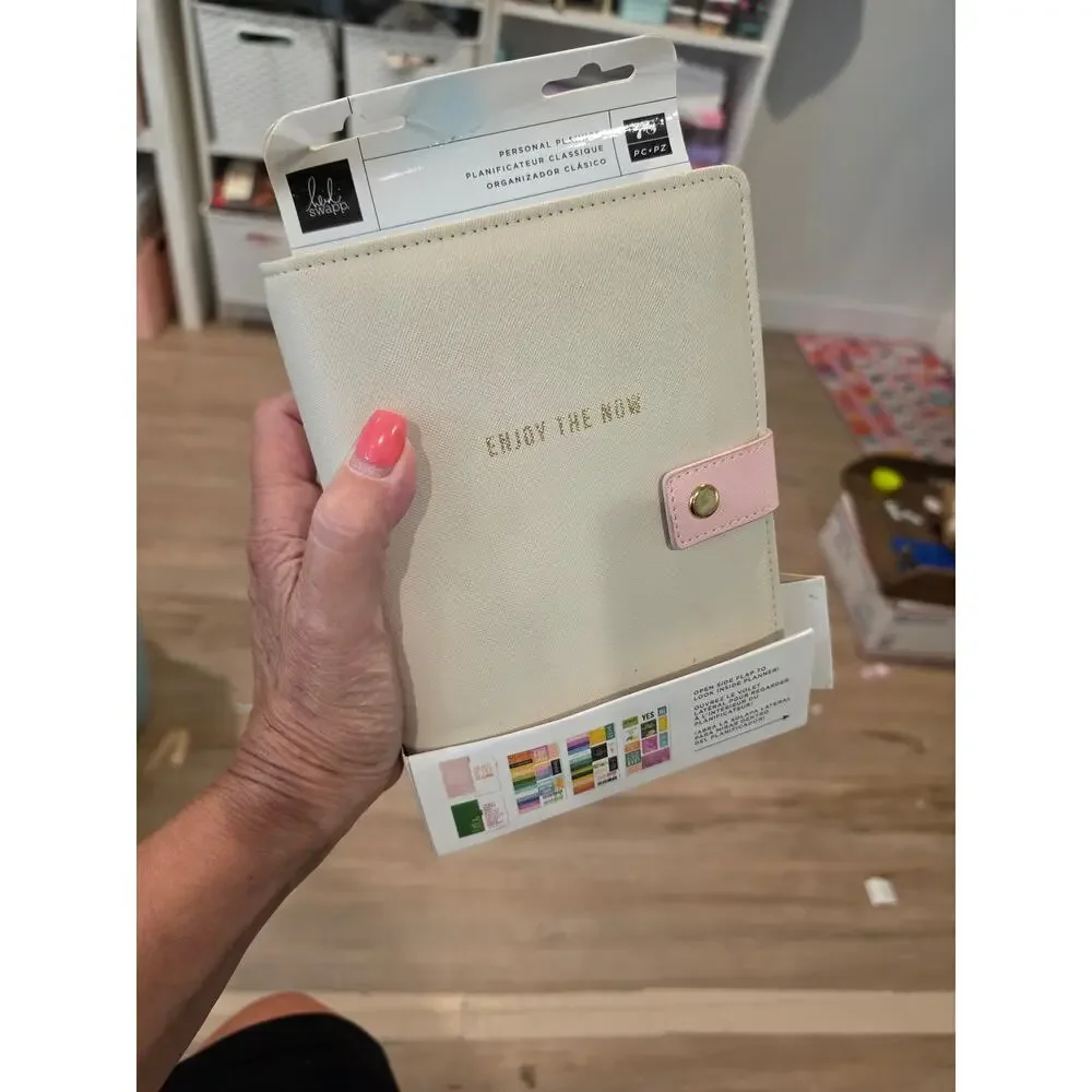 NEW Tropical Planner / Heidi Swapp/ Ring padded binder